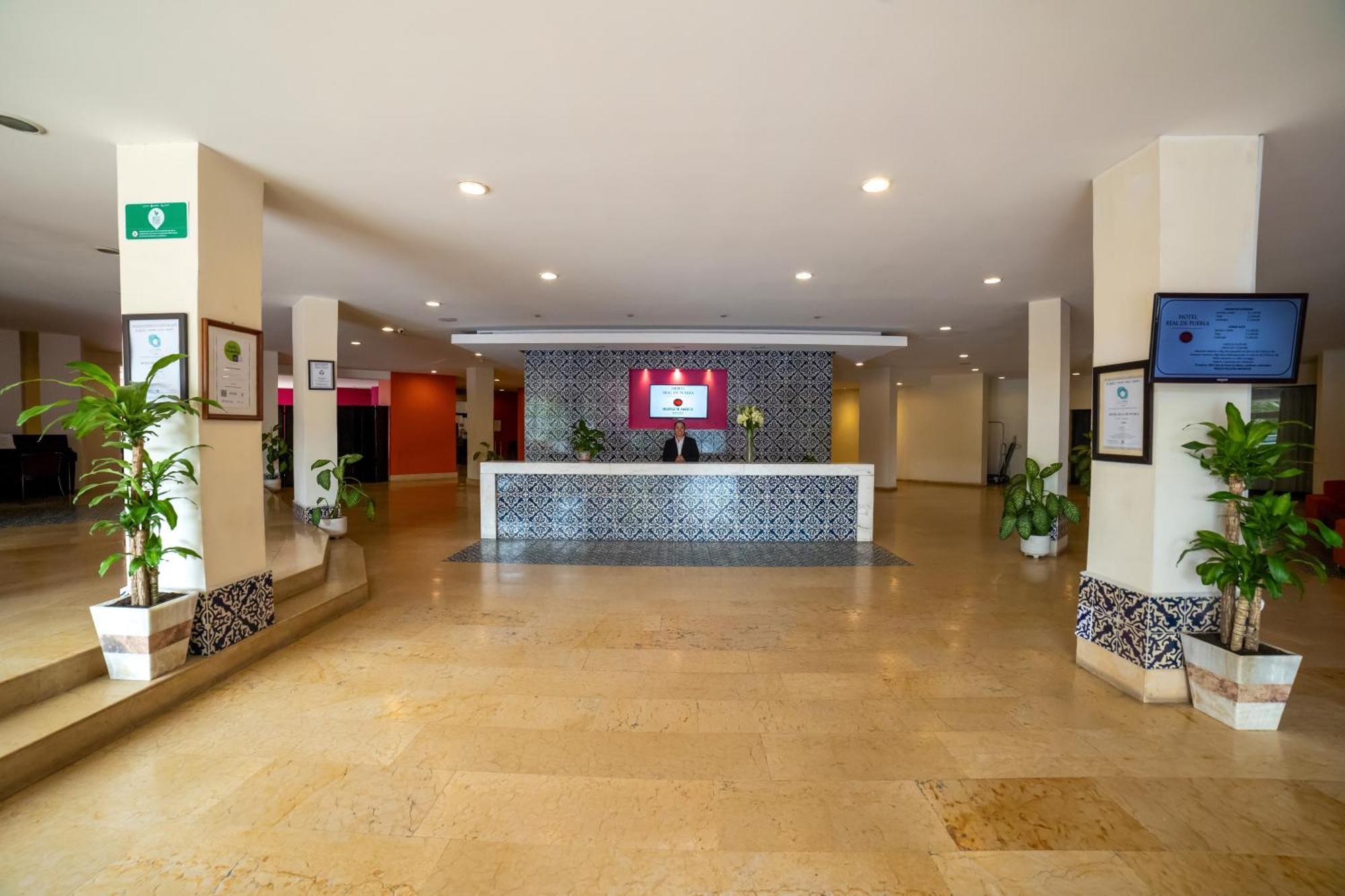 Real De 4* Heroica Puebla de Zaragoza